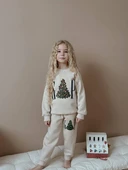 KIZ ÇOCUK YILBAŞI TEMALI 3 İPLİK EŞOFMAN TAKIMI thumbnail 4