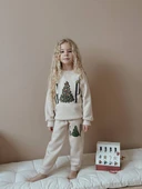 KIZ ÇOCUK YILBAŞI TEMALI 3 İPLİK EŞOFMAN TAKIMI thumbnail 6