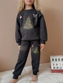 KIZ ÇOCUK YILBAŞI TEMALI 3 İPLİK EŞOFMAN TAKIMI thumbnail 3