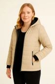 Şişme Kapüşonlu Fermuarlı Mont Su Itici Kapitone Astarlı Kumaş Cepli Kışlık Rahat Kalıp - Bej thumbnail 3