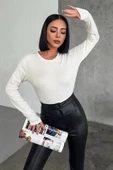 Rahat Ve Şık Uzun Kollu Bisiklet Yaka Likralı Viskon Penye Body Ekru thumbnail 3