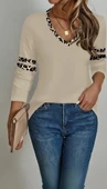 MDB Kadın Uzun Kollu V Yakalı Leopar Desenli Viskon Iki Iplik Bluz thumbnail 1