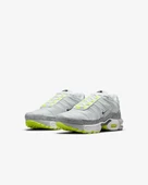 Air Max Plus 1 "Platinum Grey Reflective Logos thumbnail 2