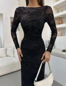 Kayık Yaka Siyah Tül Midi Elbise thumbnail 1