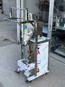 Granül Dolum Paketleme Makinesi 21-36 Cm Film Genişliği 10-500 Gr thumbnail 4