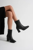 Osum Kadın Siyah Topuklu Bot thumbnail 3