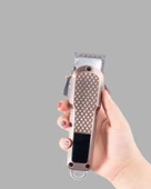 Şarjlı Saç Kesme Makinesi – Type-C Girişli, LCD Ekranlı ve Sessiz Motor thumbnail 3