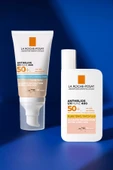 La Roche Posay Anthelios Uvmune Hassas Ciltler için SPF50+ Yüksek Korumalı Renkli Yüz Güneş Kremi 50 ml thumbnail 6