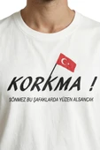 İstiklal Marşı ''Korkma'' Yazılı ve Türk Bayraklı Milli Tasarım Premium Erkek Tişört thumbnail 6