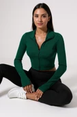 Kadın Yeşil Uzun Kol Fermuarlı Parmak Geçme Detaylı Dik Yaka Crop Top Bluz thumbnail 1