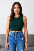 Kadın Yeşil Çapraz Bağlamalı Crop Top Büstiyer - Modern ve Şık Tasarım thumbnail 1