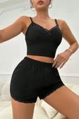 Kadın Siyah Alt ve Üst Dantel Detaylı Fiyonklu Şortlu Gecelik Takımı thumbnail 5