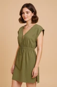 Kadın Haki Yanları Yırtmaçlı Tokalı V Yaka Mini Plaj Elbisesi thumbnail 2