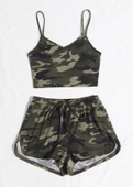 Kadın Kamuflaj Desenli Askılı Crop Top ve Şortlu Gecelik Takım thumbnail 3