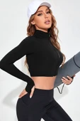 Kadın Siyah Uzun Kol Fermuarlı Parmak Geçme Detaylı Dik Yaka Crop Top Bluz thumbnail 3