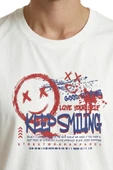 Graffiti Tarzı ''Keep Smiling'' ve Gülen Yüz Baskılı Streetwear Premium Erkek Tişört thumbnail 7