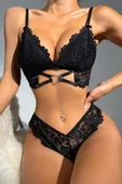 Kadın Siyah Kalp Tokalı Çapraz Lastik Detaylı Dantel İç Çamaşır Takımı thumbnail 3