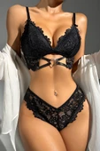 Kadın Siyah Kalp Tokalı Çapraz Lastik Detaylı Dantel İç Çamaşır Takımı thumbnail 4