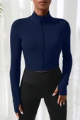 Kadın Lacivert Uzun Kol Fermuarlı Parmak Geçme Detaylı Dik Yaka Crop Top Bluz thumbnail 5