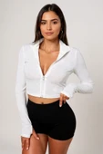 Kadın Beyaz Uzun Kol Fermuarlı Parmak Geçme Detaylı Dik Yaka Crop Top Bluz thumbnail 8