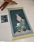 Pratik ve Taşınabilir İpek Dokulu Çantalı Seccade Lale Desenli Yeşil  Fermuarlı thumbnail 5