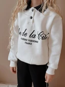 KIZ ÇOCUK YAKA MODELLİ DÜĞMELİ GENİŞ PAÇALI 3 İPLİK EŞOFMAN TAKIMI thumbnail 4