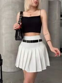 Kemerli piliseli şort etek beyaz s25305 thumbnail 6