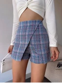 Kapaklı tüvit şort etek mavi thumbnail 2