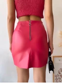 Tek yırtmaçlı arkadan fermuarlı deri etek fuşya s24475 thumbnail 2