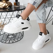 Chris Beyaz Cilt Siyah Detaylı Bağcıklı Spor Ayakkabı thumbnail 4