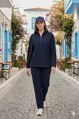 Kadın Balıkçı Yaka Fermuar Detay Polar Sweat Ve Pantolon Ikili Takım thumbnail 1