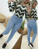 Kadın Yüksek Bel Belden Kuşaklı Yırtık Detaylı Kot Pantolon thumbnail 3