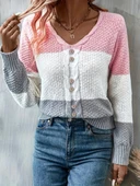 Kadın Uzun Kollu V Yakalı önden Düğmeli çok Renkli Bluz thumbnail 1