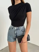 Çapraz Büzgülü Kısa Kol Sandy Bluz  -Siyah thumbnail 2
