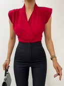 Sıfır Kol Vatkalı Kruvaze Model Sandy Bluz -Bordo thumbnail 2