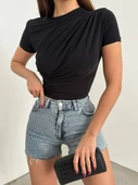 Çapraz Büzgülü Kısa Kol Sandy Bluz  -Siyah thumbnail 1