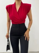 Sıfır Kol Vatkalı Kruvaze Model Sandy Bluz -Bordo thumbnail 1