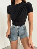 Çapraz Büzgülü Kısa Kol Sandy Bluz  -Siyah thumbnail 3