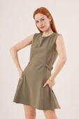 Yanları Zincir Detaylı Sıfır Kol Haki Mini Elbise thumbnail 1