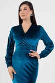 Kadın Kadife Kumaş Manşetli V Yaka Şık Kalem Elbise thumbnail 3