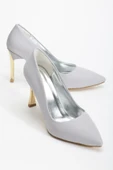 Kadın Gümüş Saten Sivri Burun İnce Topuklu Stiletto thumbnail 1