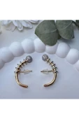 nesdesign Ucu Taşlı Top Detaylı Yay Görünümlü Şık Gold Küpe thumbnail 3