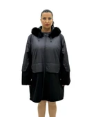 Büyük Beden Kapüşonlu Kürk Detaylı Yünlü Uzun Kol Oversize Kadın Kaban thumbnail 1