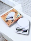 Kompakt Tasarım ve Tek Tuşla Sıfırlama Özelliğiyle Kullanımı Kolay Mutfak Tartısı thumbnail 3