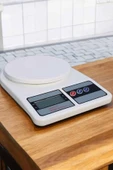 Hassas Terazi 10 kg Kapasiteli, Yüksek Hassasiyetli Dijital Mutfak Tartısı thumbnail 3
