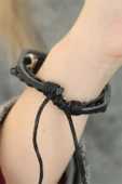 Siyah Renk Elif Vav Tasarım Çoklu Deri Bayan Bileklik - TJ-BB2697-KS thumbnail 2