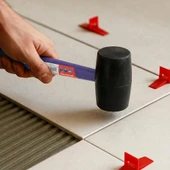 WORKPRO WP241041 57mm 450Gr PVC PP Saplı Siyah Kauçuk Tokmak thumbnail 4