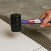 WORKPRO WP241041 57mm 450Gr PVC PP Saplı Siyah Kauçuk Tokmak thumbnail 5