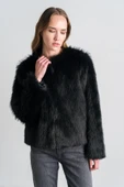Siyah Kısa Suni Kürk Ceket thumbnail 7
