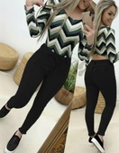 Kadın Yüksek Bel Belden Kuşaklı Yırtık Detaylı Kot Pantolon thumbnail 1